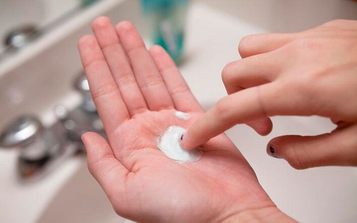 scrub alla soda per l'ingrandimento del pene