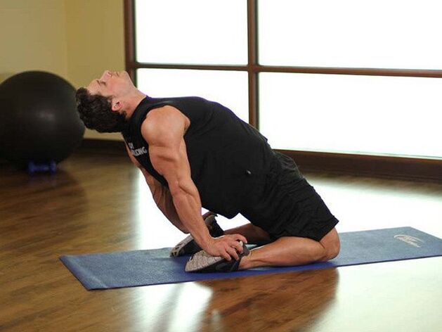 Allenamento mattutino per aiutare ad ingrandire il pene maschile